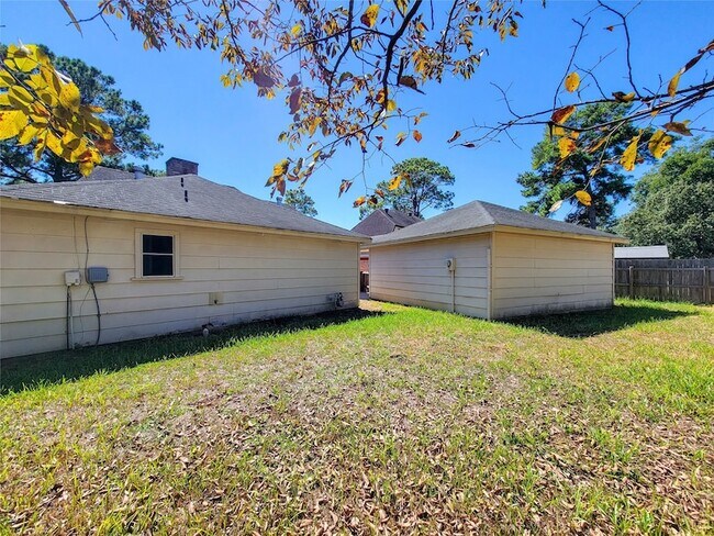 Building Photo - 6606 Brittany Park Ln