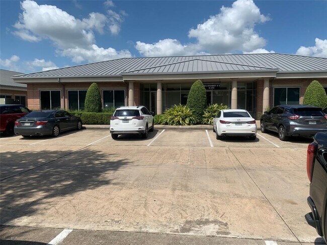 Building Photo - 1415 Highway 6