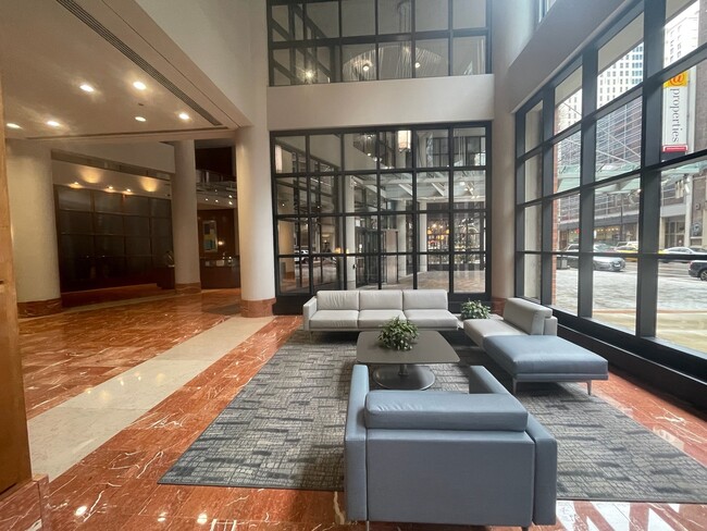 Building Photo - 211 E Ohio St