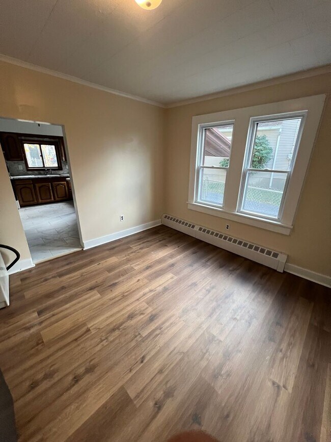 Building Photo - 1742-1744 Wayne Ave