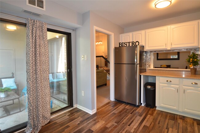 Kitchen - 124 Roberts Ln