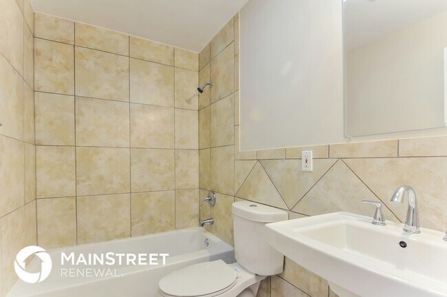 Building Photo - 1320 Ballast Point Dr