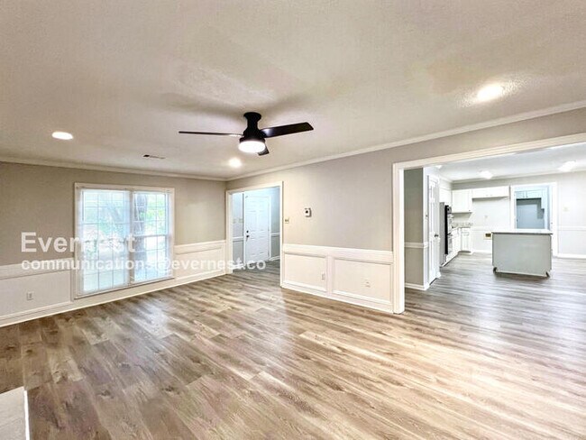 Building Photo - 6645 Kirby Trace Cove