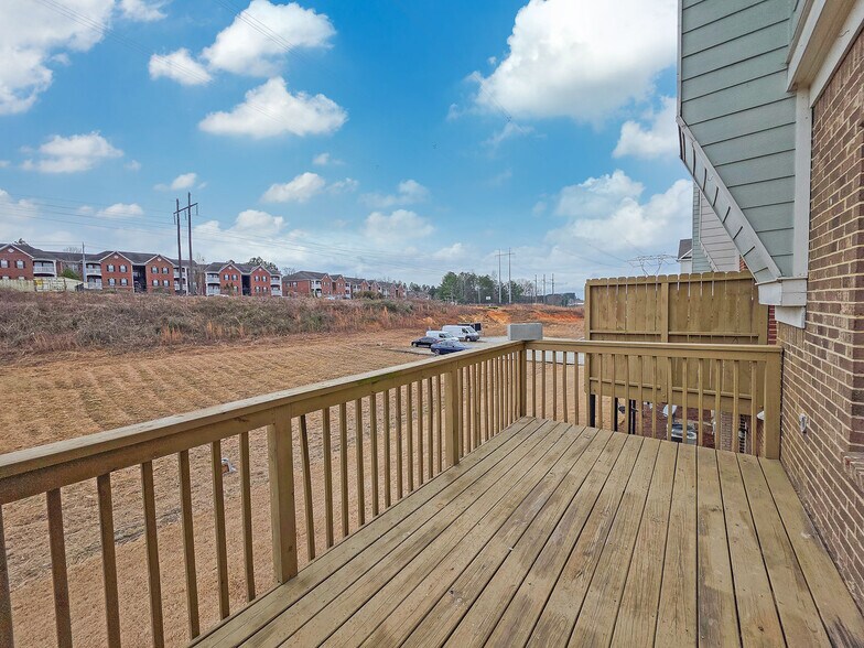 Building Photo - 2114 Tidal Cv