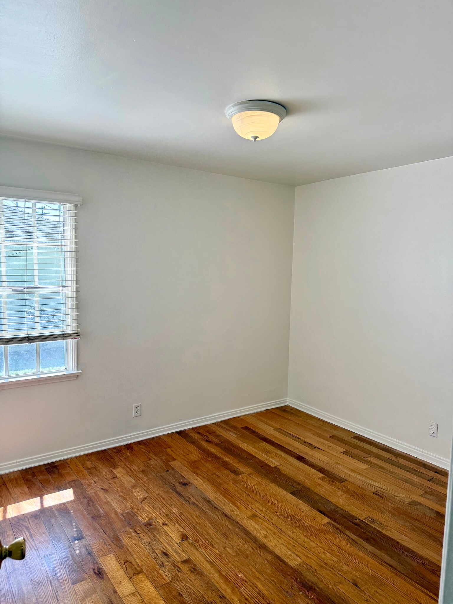 Bedroom 2 - 414 Grand Blvd