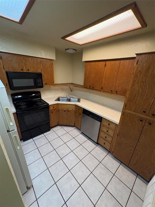 Building Photo - 2309 Pena Cove
