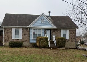 Building Photo - 3002 Chelsea Way