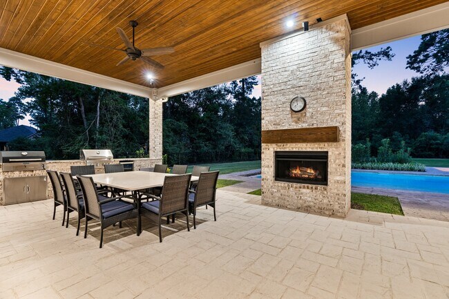 Building Photo - 25019 Butler Hill Ct