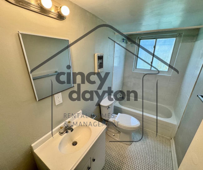 Building Photo - 6118 Stover Ave