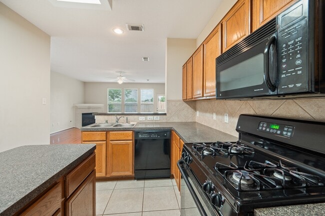 Building Photo - 2923 Ridge Scene Wy