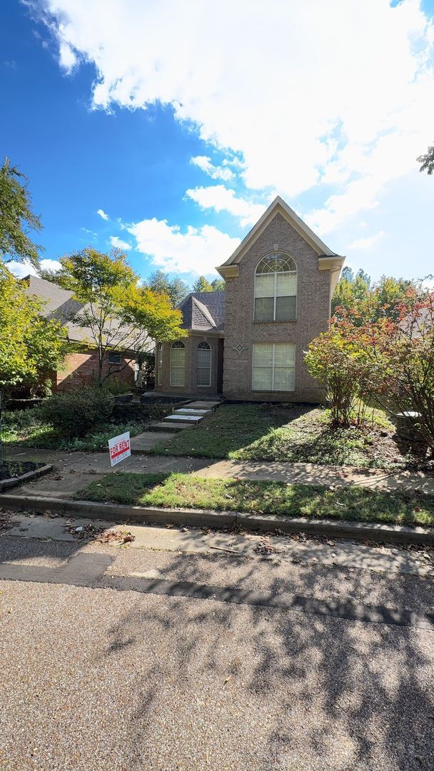 Primary Photo - Charming 3-bedroom, 2-bath home located in...