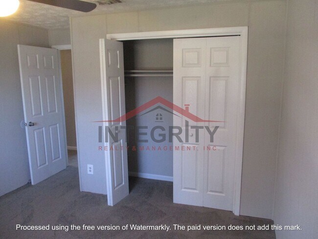 Building Photo - 3 Bed/ 2 Bath in Orange Park, FL