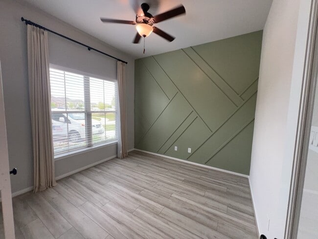 Building Photo - 18411 Starlight Vly Trl