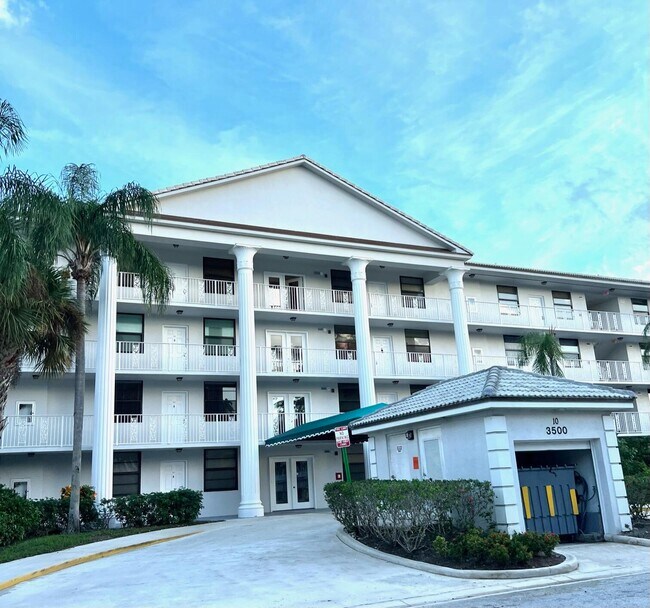 Building Photo - 3500 Whitehall Dr