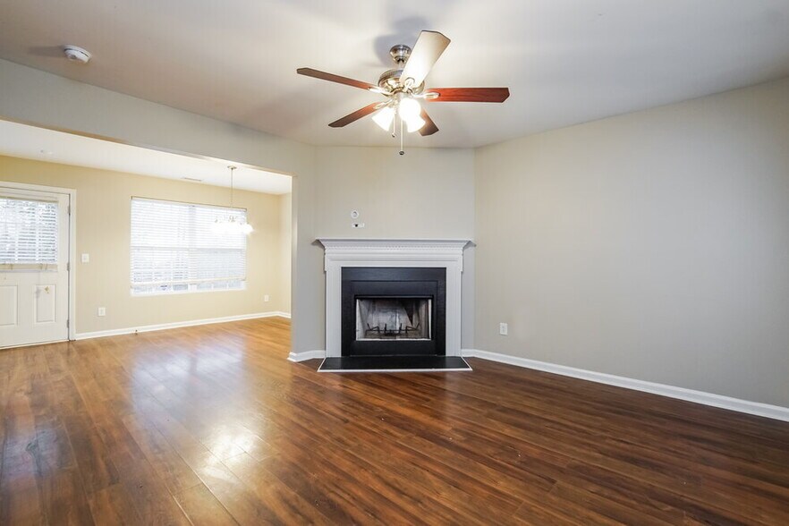 Building Photo - 3430 Idlewood Village Dr