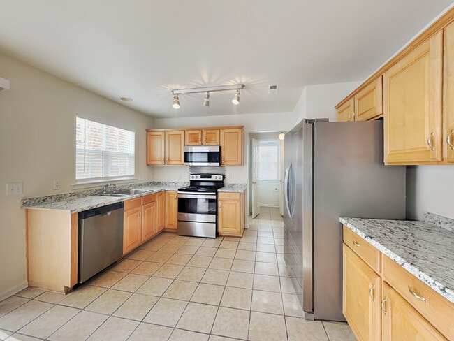 Building Photo - 8627 Challenger Dr