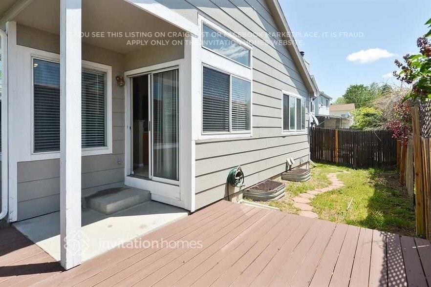 Building Photo - 12804 E Wyoming Cir