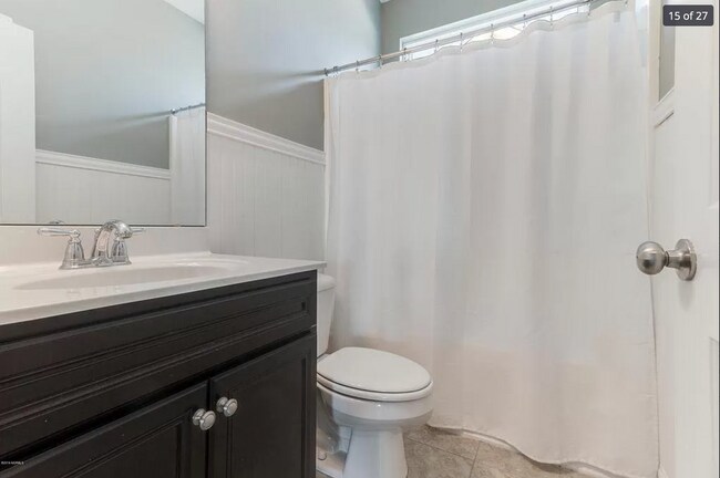 Building Photo - 106 Hampton Dr