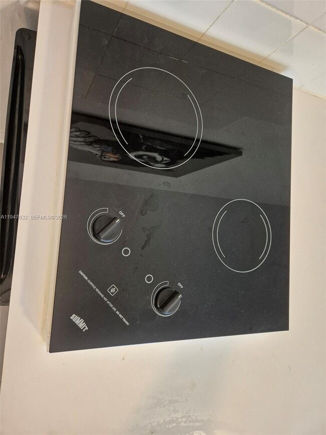 Building Photo - 1021 Euclid Ave