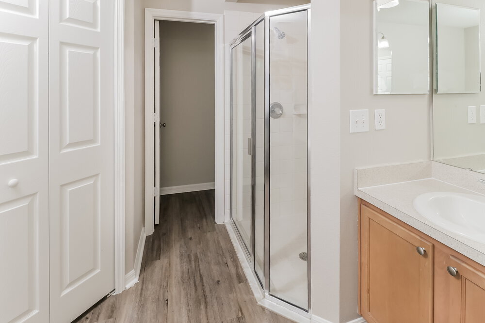 Building Photo - 2213 Merry Rd