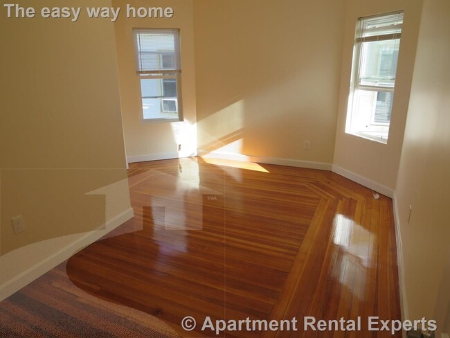 Building Photo - 21-23 Weitz St Unit #2