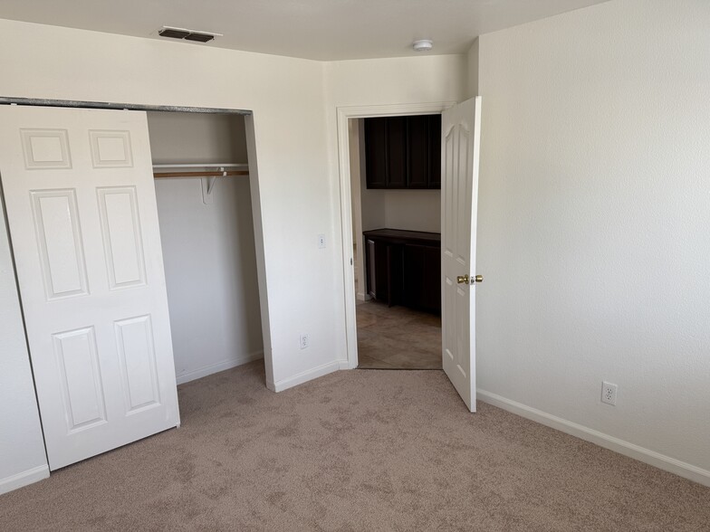 Building Photo - 1742 Henry Long Blvd