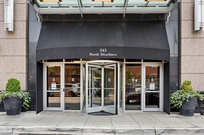 Building Photo - 545 N Dearborn St
