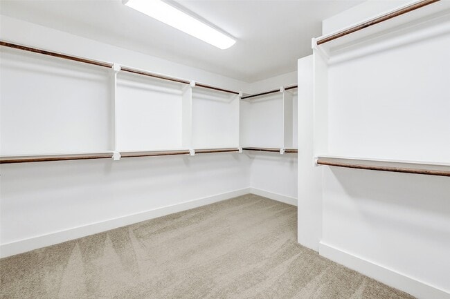 Building Photo - 13412 Preston Cliff Ct