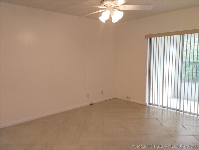 Building Photo - 7300 NW 5th Ct
