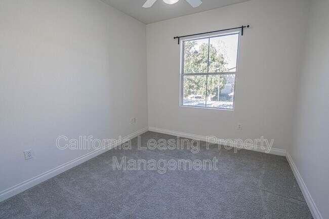 Building Photo - 20000 Plum Canyon Rd