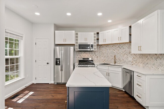 Building Photo - 8626 Carileph Ct