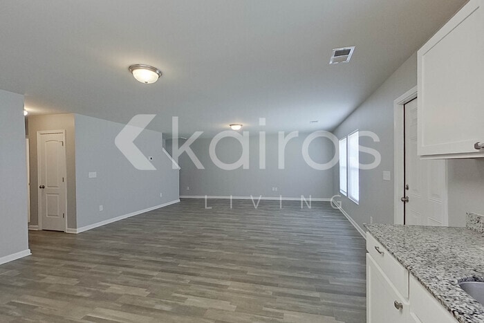 Building Photo - 480 Wagon Trail