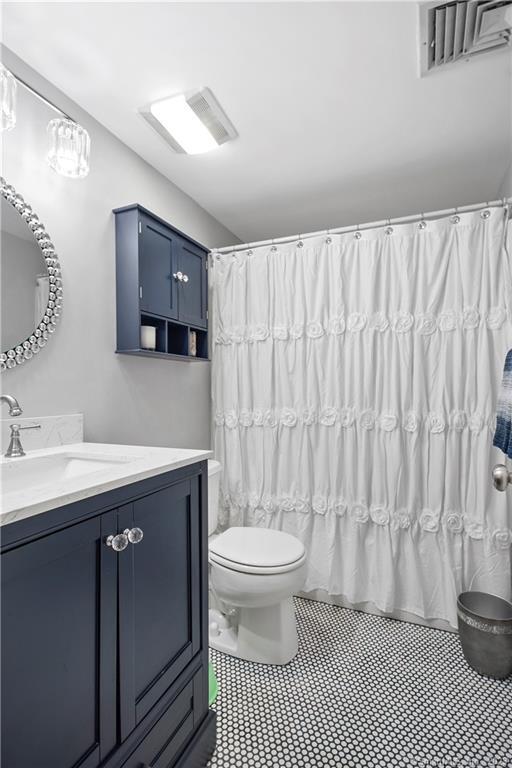 Building Photo - 3250 Fairfield Ave