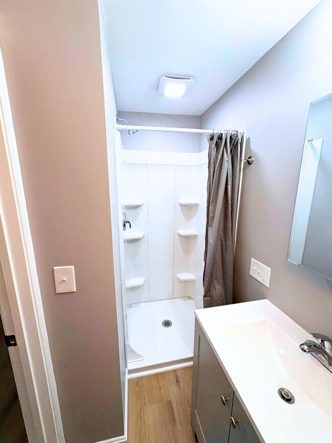 Building Photo - 11 Monadnock St