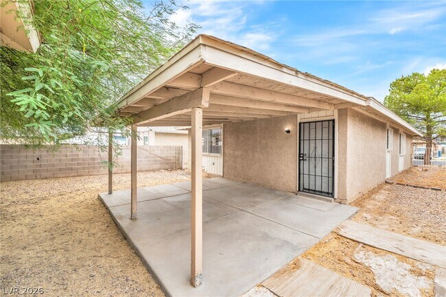 Building Photo - 4465 Halbert Ave