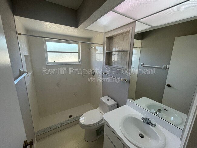 Building Photo - 25486 Avillas Ct