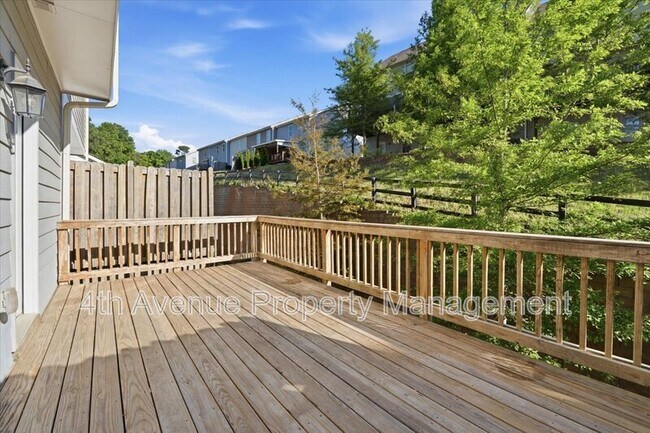 Building Photo - 3403 Abbey Wy