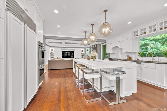 Building Photo - 5 Coachman's Ct