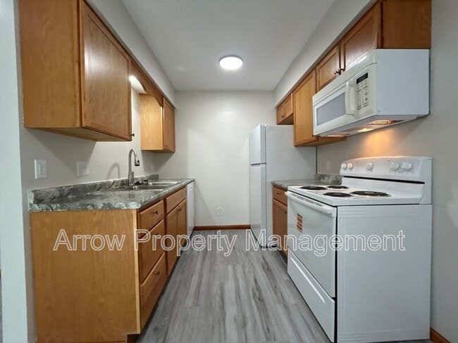 Building Photo - 1262 S Jackson St