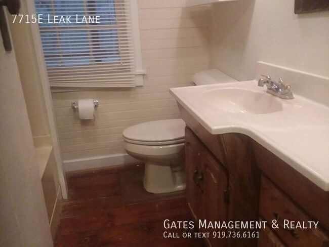 Building Photo - 7715 Leak Ln