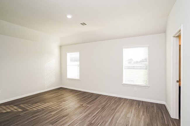 Building Photo - 2622 Needles Throw Ln