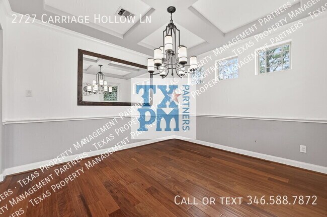 Building Photo - 2727 Carriage Hollow Ln