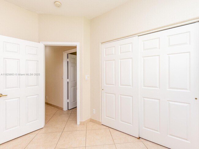 Building Photo - 3967 Nighthawk Dr