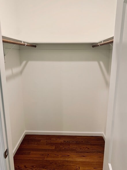 Walk in Closet - 311 Jersey St