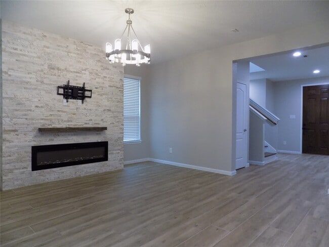 Building Photo - 3702 Aubergine Springs Ln