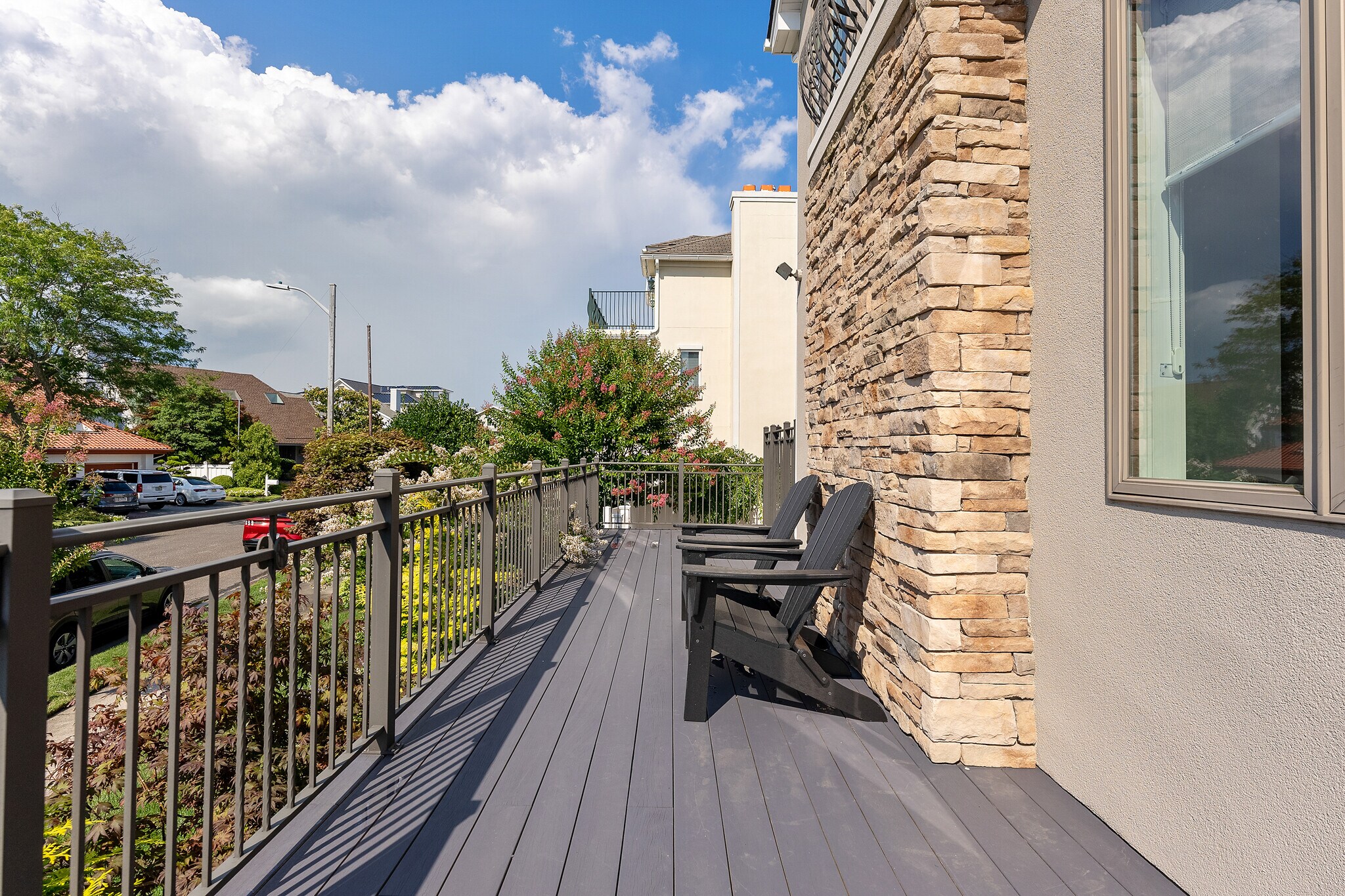 Building Photo - 7600 Bayshore Dr