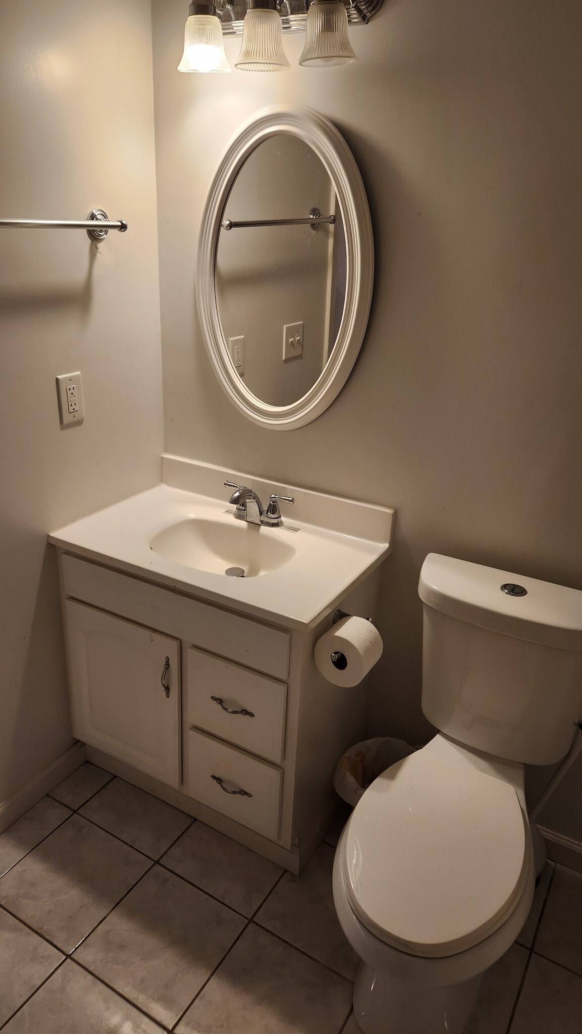 Bathroom - 2111 Adams Dr NW