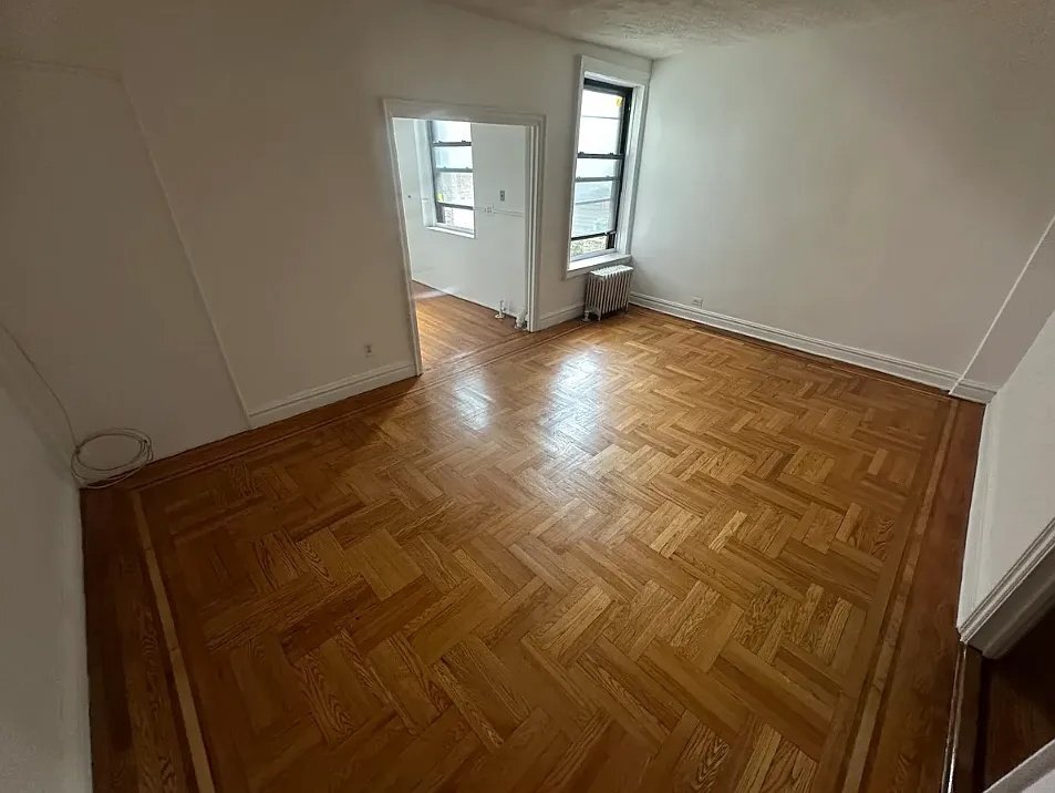 Building Photo - 541 Bronx River Rd