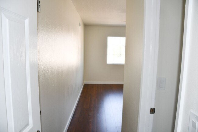 Building Photo - 12071 Laguna St