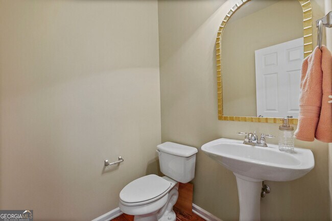 Building Photo - 605 Briarhurst Ct